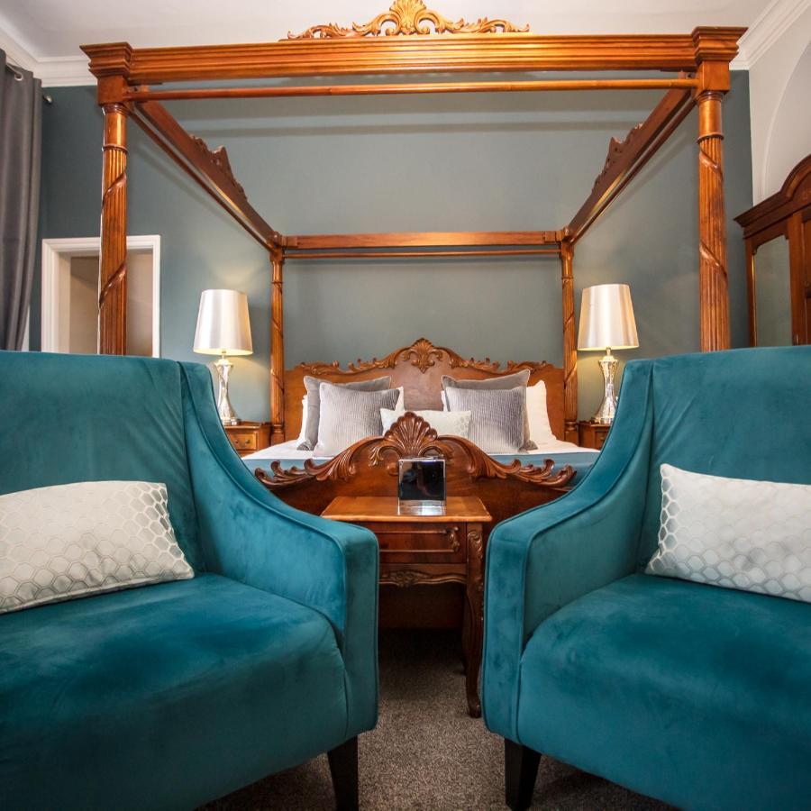 Caistor Hall Arminghall 외부 사진